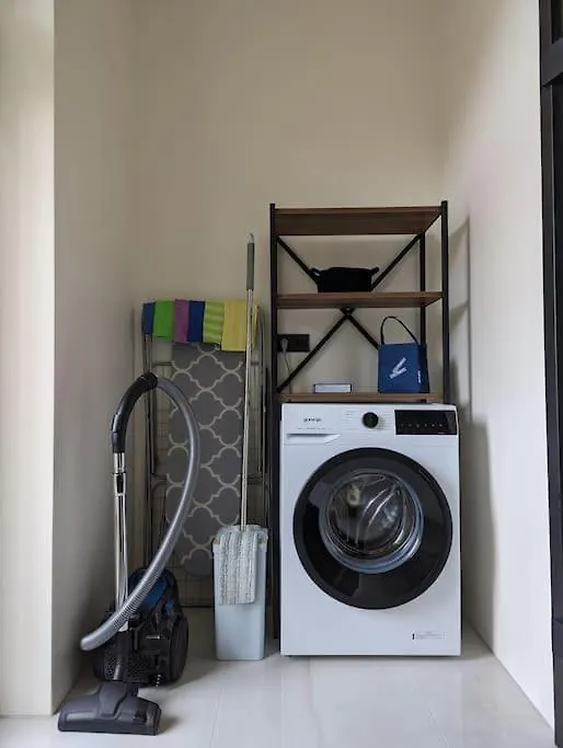 Vilipa-Apartments No.5 I Baumwollspinnerei I Kunstkraftwerk - 75M² I Balkon I Smart-Tv I Bad Mit Fussbodenheizung Leipzig 0*,  Germany