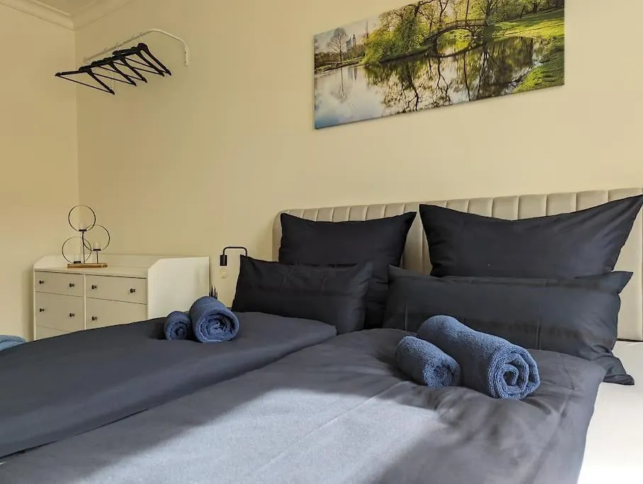Vilipa-Apartments No.5 I Baumwollspinnerei I Kunstkraftwerk - 75M² I Balkon I Smart-Tv I Bad Mit Fussbodenheizung Leipzig 0*,  Germany
